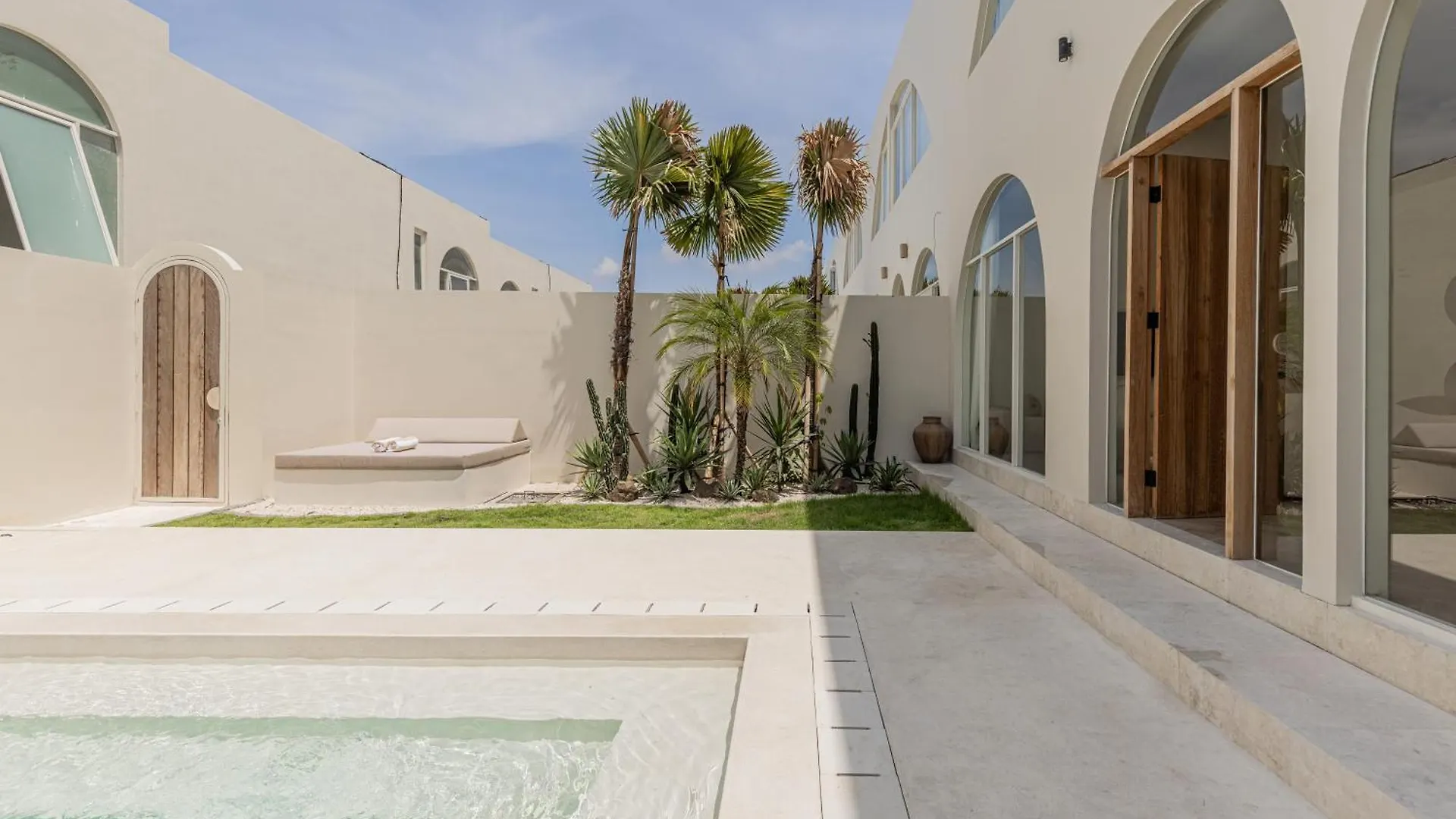 Villa Lumi By Modo Suites Pecatu 0*,